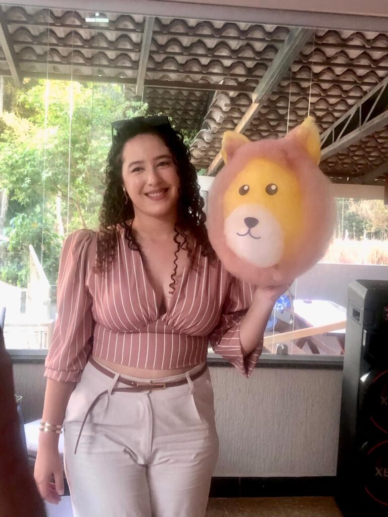 leão com mulher